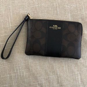 Like New! Coach Wristlet